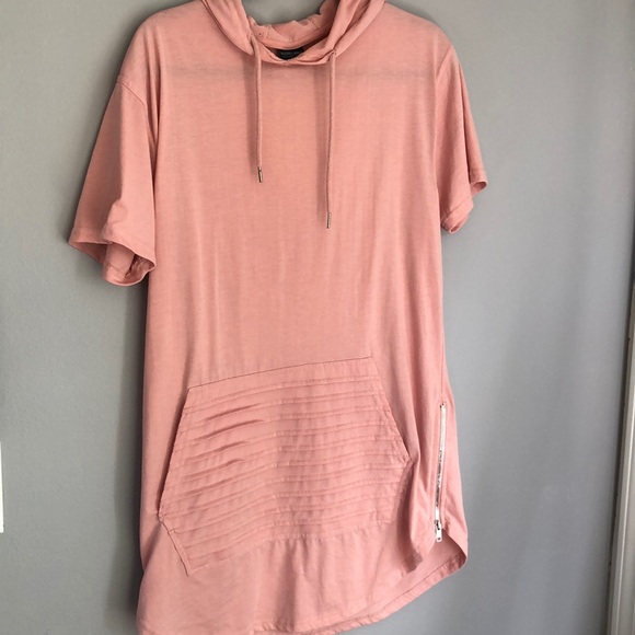 Bleeker and Mercer Other - Hooded T-shirt with pocket and zippers